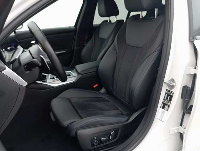 BMW Serie 3 320d color Blanco. Año 2024. 140KW(190CV). Diésel. En concesionario Augusta Aragon S.A. de Zaragoza