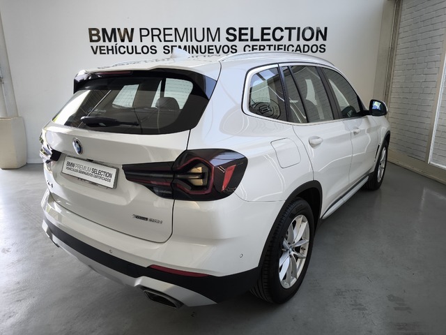 BMW X3 xDrive20i color Blanco. Año 2022. 135KW(184CV). Gasolina. En concesionario Lurauto Gipuzkoa de Guipuzcoa