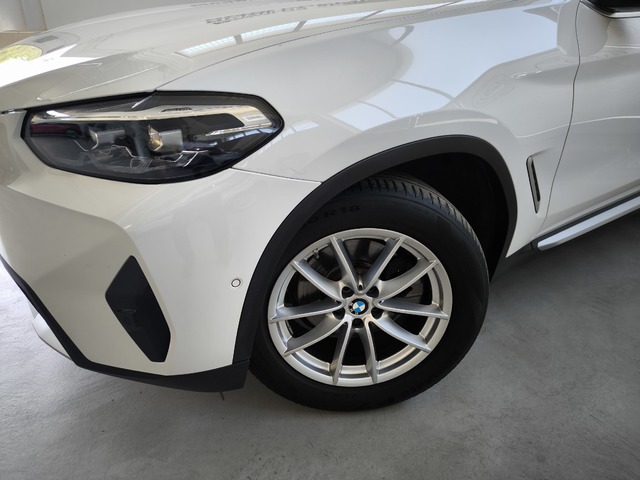 BMW X3 xDrive20i color Blanco. Año 2022. 135KW(184CV). Gasolina. En concesionario Lurauto Gipuzkoa de Guipuzcoa