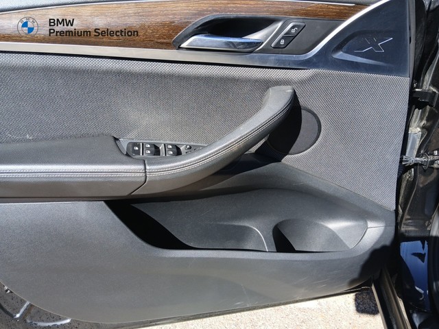 BMW X3 xDrive20d color Negro. Año 2019. 140KW(190CV). Diésel. En concesionario Adler Motor S.L. TOLEDO de Toledo