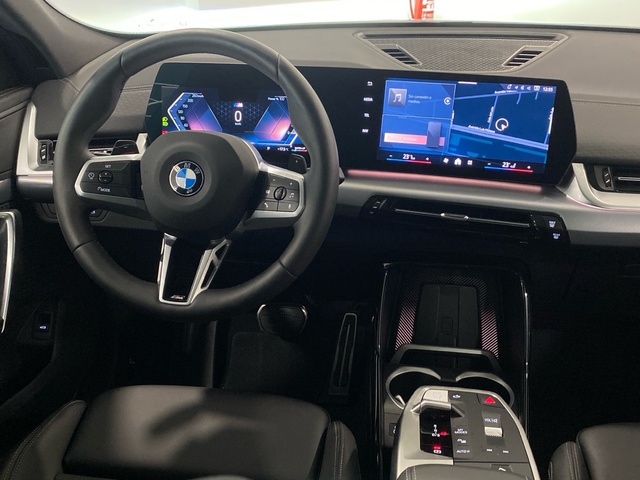 BMW X2 xDrive20d color Blanco. Año 2024. 120KW(163CV). Diésel. En concesionario Burgocar (Bmw y Mini) de Burgos