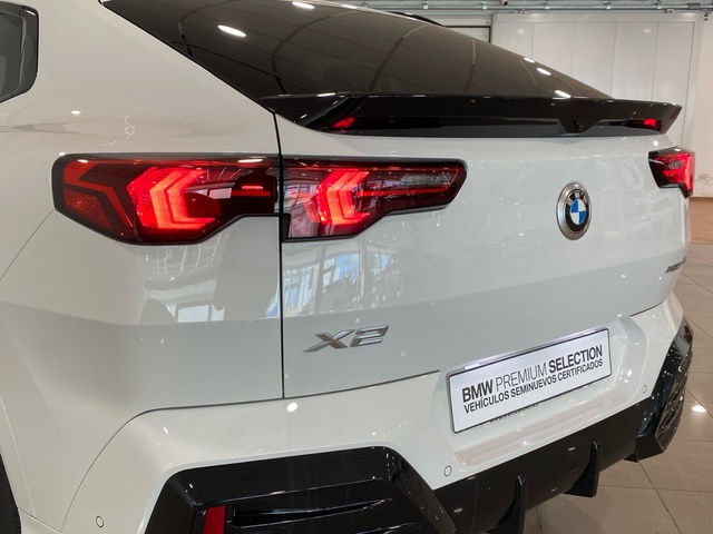 BMW X2 xDrive20d color Blanco. Año 2024. 120KW(163CV). Diésel. En concesionario Burgocar (Bmw y Mini) de Burgos