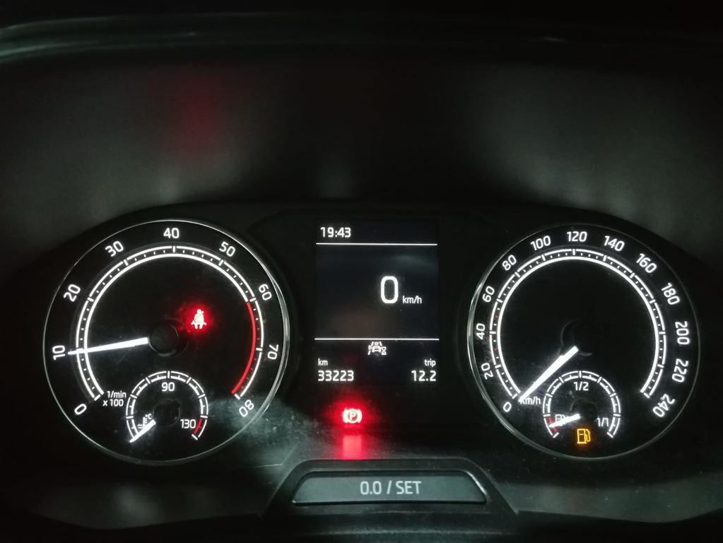 1.0 MPI Active 59 kW (80 CV)