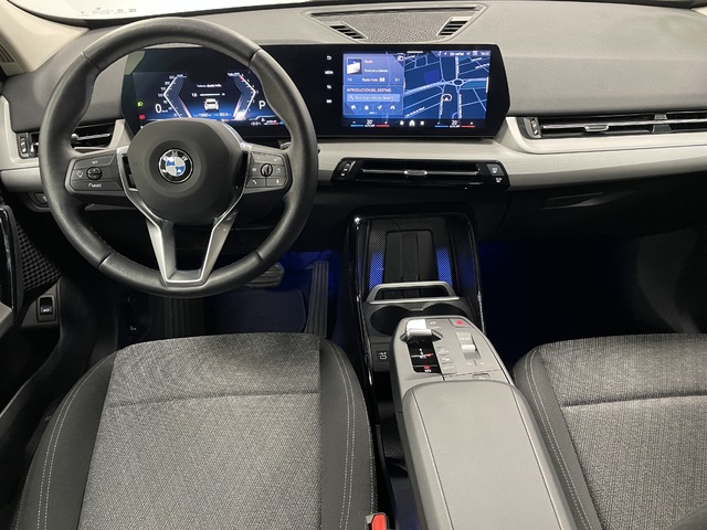BMW X1 sDrive18d color Blanco. Año 2024. 110KW(150CV). Diésel. En concesionario Maberauto de Castellón