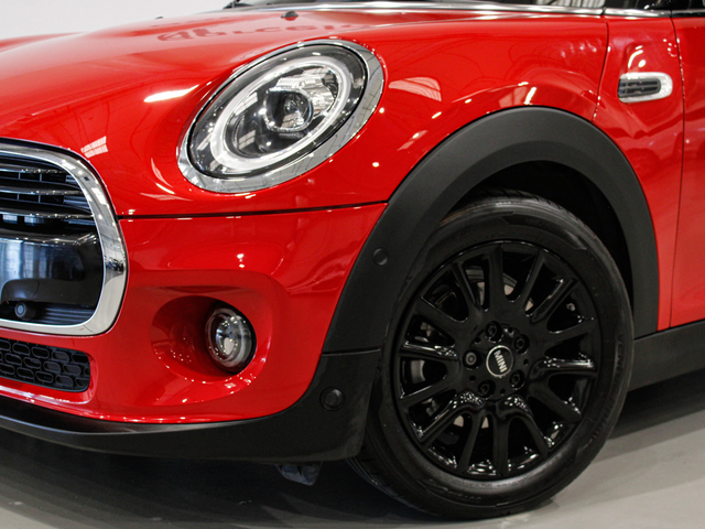 fotoG 5 del MINI MINI 3 Puertas Cooper 100 kW (136 CV) 136cv Gasolina del 2021 en Barcelona