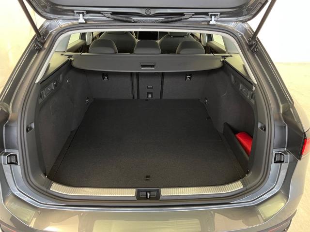 Volkswagen Passat Variant eHybrid PHEV 150 kW (204 CV) DSG