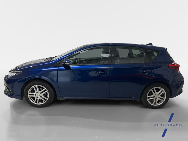 Toyota Auris 90 D Active 66 kW (90 CV)