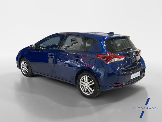 Toyota Auris 90 D Active 66 kW (90 CV)