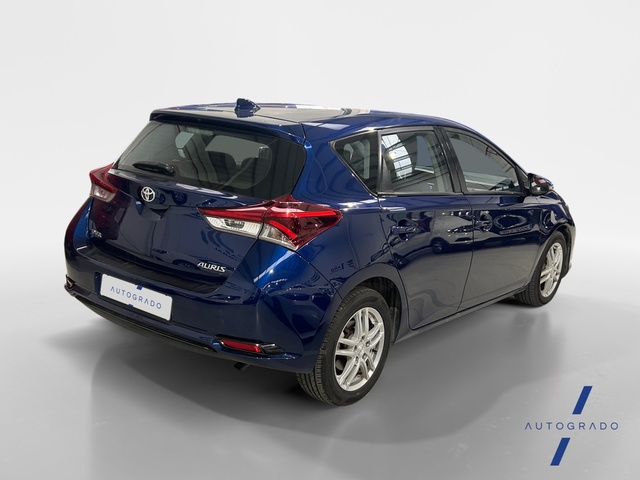 Toyota Auris 90 D Active 66 kW (90 CV)