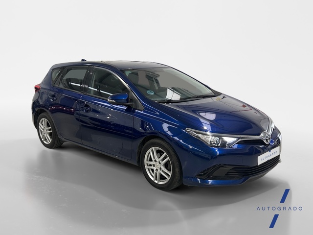Toyota Auris 90 D Active 66 kW (90 CV)