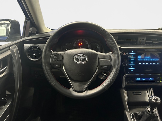 Toyota Auris 90 D Active 66 kW (90 CV)