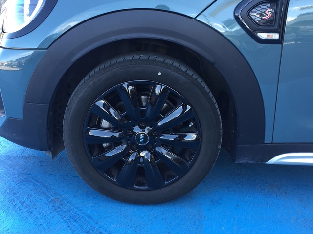 fotoG 15 del MINI MINI Countryman Cooper S ALL4 131 kW (178 CV) 178cv Gasolina del 2023 en Cantabria