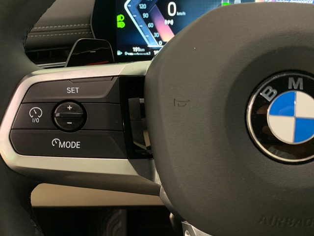BMW X1 sDrive18d color Negro. Año 2024. 110KW(150CV). Diésel. En concesionario Celtamotor Lalín de Pontevedra
