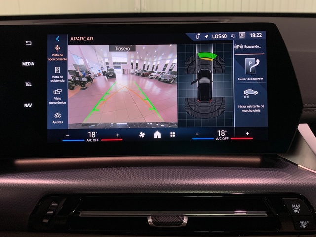 BMW X1 sDrive18d color Negro. Año 2024. 110KW(150CV). Diésel. En concesionario Celtamotor Lalín de Pontevedra