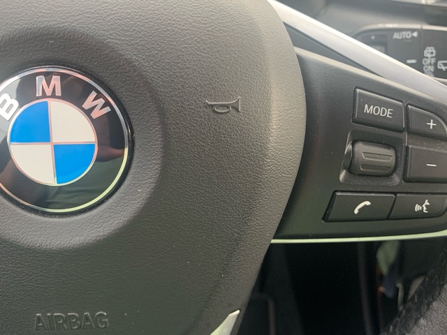 BMW X2 sDrive18d color Blanco. Año 2021. 110KW(150CV). Diésel. En concesionario Celtamotor Pontevedra de Pontevedra