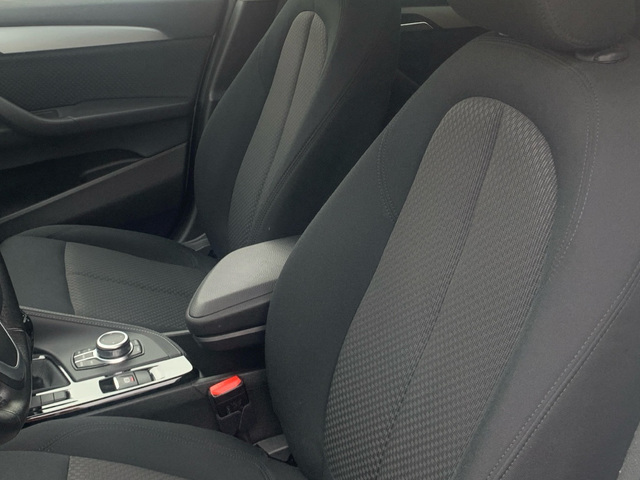 BMW X2 sDrive18d color Blanco. Año 2021. 110KW(150CV). Diésel. En concesionario Celtamotor Pontevedra de Pontevedra