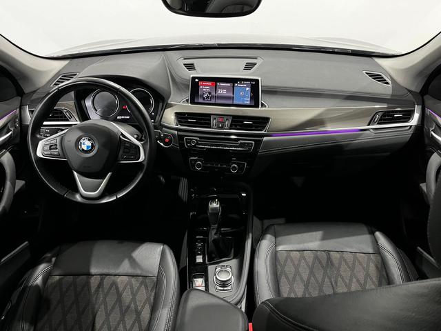 BMW X1 xDrive25e color Gris. Año 2021. 162KW(220CV). Híbrido Electro/Gasolina. En concesionario Unicars Ponent de Lleida
