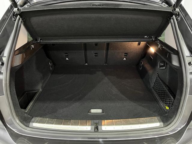 BMW X1 xDrive25e color Gris. Año 2021. 162KW(220CV). Híbrido Electro/Gasolina. En concesionario Unicars Ponent de Lleida