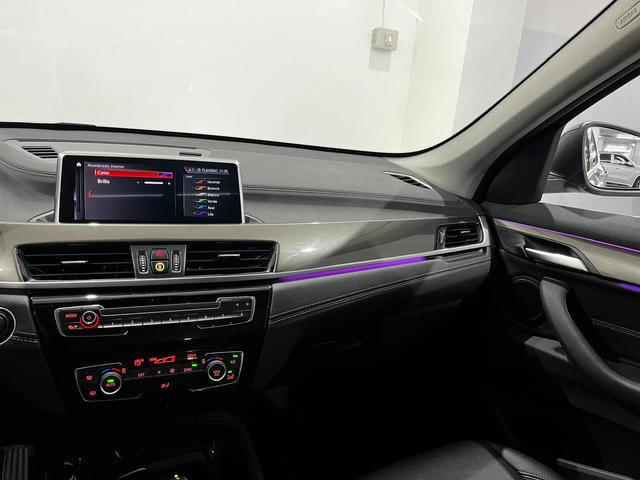 BMW X1 xDrive25e color Gris. Año 2021. 162KW(220CV). Híbrido Electro/Gasolina. En concesionario Unicars Ponent de Lleida