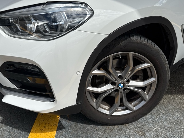 BMW X4 xDrive20d color Blanco. Año 2021. 140KW(190CV). Diésel. En concesionario Auto Premier, S.A. - MADRID de Madrid