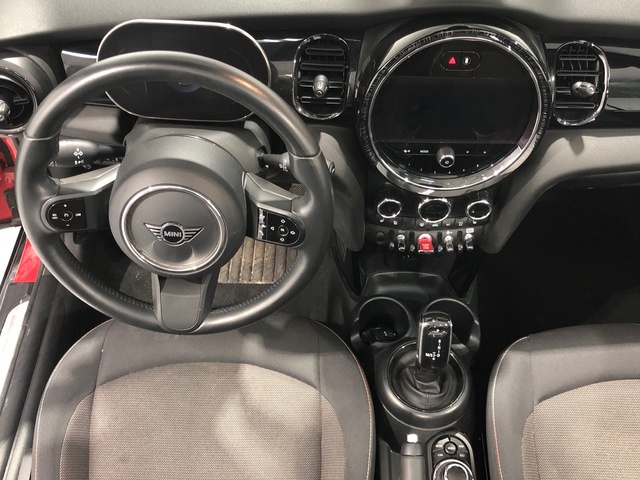 fotoG 6 del MINI MINI Cabrio Cooper 100 kW (136 CV) 136cv Gasolina del 2024 en Madrid