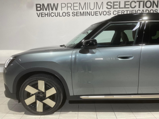 fotoG 12 del MINI MINI Countryman C 125 kW (170 CV) 170cv Gasolina del 2024 en Alicante