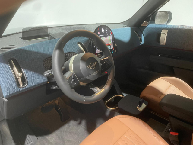 fotoG 19 del MINI MINI Countryman C 125 kW (170 CV) 170cv Gasolina del 2024 en Alicante