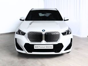 Fotos de BMW iX1 xDrive30 color Blanco. Año 2025. 230KW(313CV). Eléctrico. En concesionario Pruna Motor de Barcelona