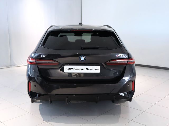 BMW i5 M60 color Gris. Año 2025. 442KW(601CV). Eléctrico. En concesionario Pruna Motor de Barcelona