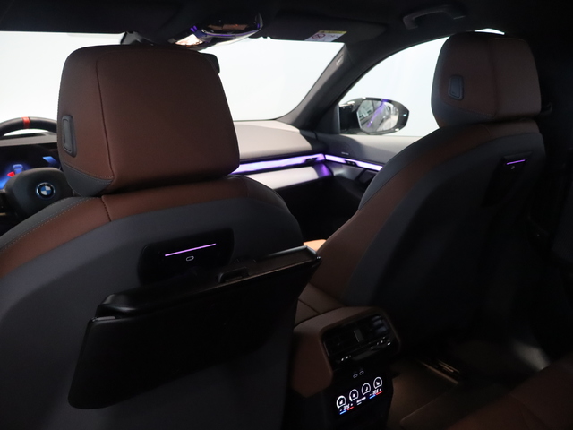 BMW i5 M60 color Gris. Año 2025. 442KW(601CV). Eléctrico. En concesionario Pruna Motor de Barcelona