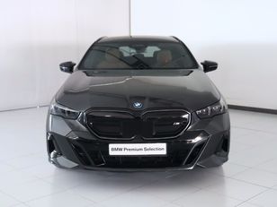 Fotos de BMW i5 M60 color Gris. Año 2025. 442KW(601CV). Eléctrico. En concesionario Pruna Motor de Barcelona