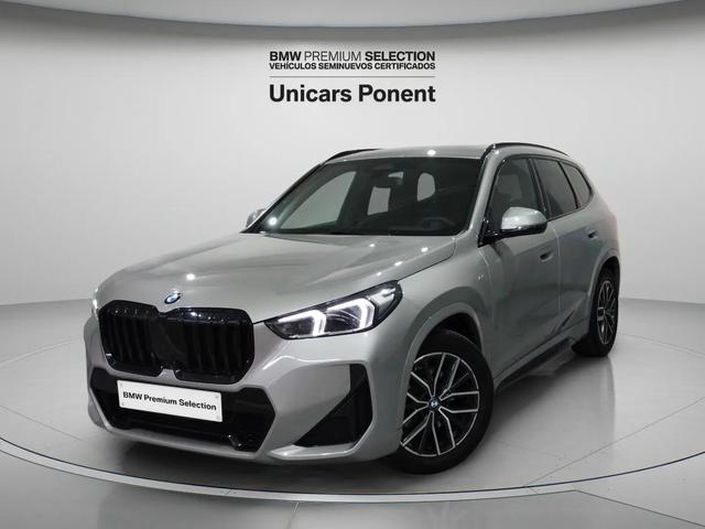 BMW X1 sDrive18d color Gris Plata. Año 2024. 110KW(150CV). Diésel. En concesionario Unicars Ponent de Lleida