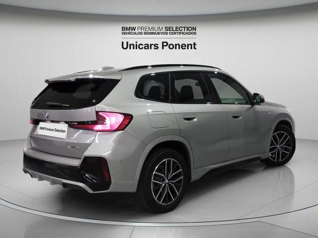 BMW X1 sDrive18d color Gris Plata. Año 2024. 110KW(150CV). Diésel. En concesionario Unicars Ponent de Lleida