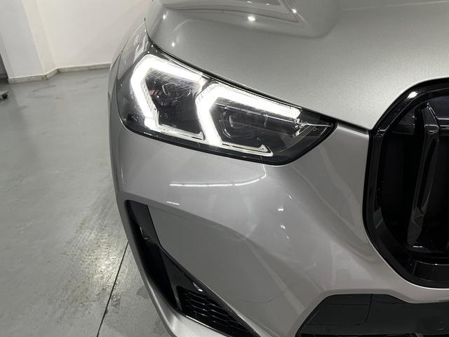 BMW X1 sDrive18d color Gris Plata. Año 2024. 110KW(150CV). Diésel. En concesionario Unicars Ponent de Lleida
