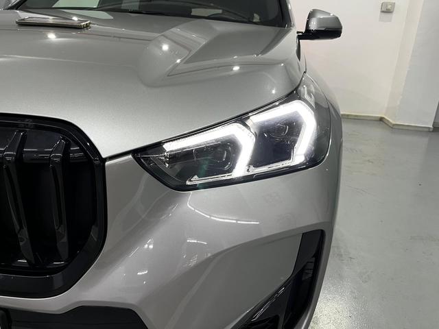 BMW X1 sDrive18d color Gris Plata. Año 2024. 110KW(150CV). Diésel. En concesionario Unicars Ponent de Lleida