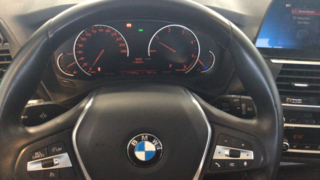 BMW X3 xDrive20d color Gris Plata. Año 2021. 140KW(190CV). Diésel. En concesionario BYmyCAR Madrid - Alcalá de Madrid