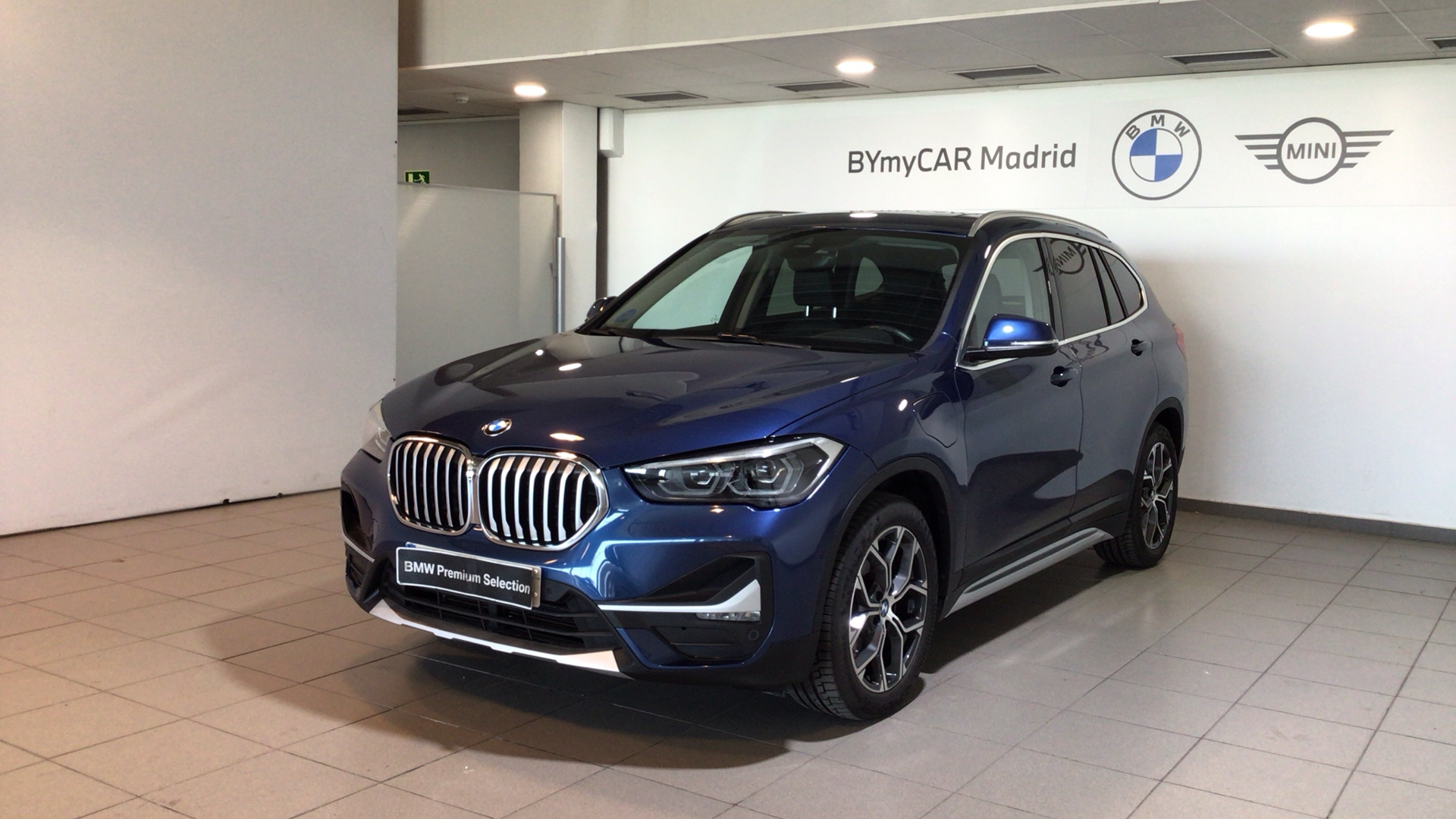 BMW X1 xDrive25e color Naranja. Año 2021. 162KW(220CV). Híbrido Electro/Gasolina. En concesionario BYmyCAR Madrid - Alcalá de Madrid