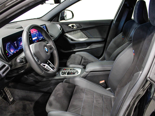 BMW Serie 2 220d Gran Coupe color Negro. Año 2025. 120KW(163CV). Diésel. En concesionario Barcelona Premium -- GRAN VIA de Barcelona