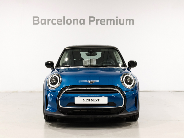 fotoG 2 del MINI MINI 3 Puertas Cooper 100 kW (136 CV) 136cv Gasolina del 2024 en Barcelona