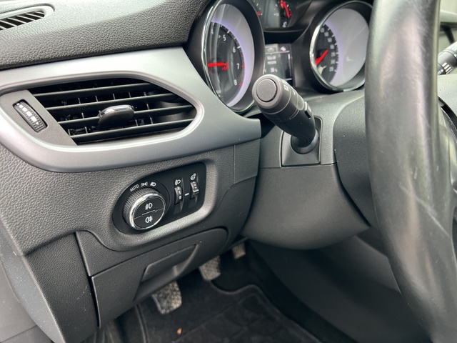 Opel Astra Sports Tourer 1.4 Turbo S&S Selective 92 kW (125 CV)