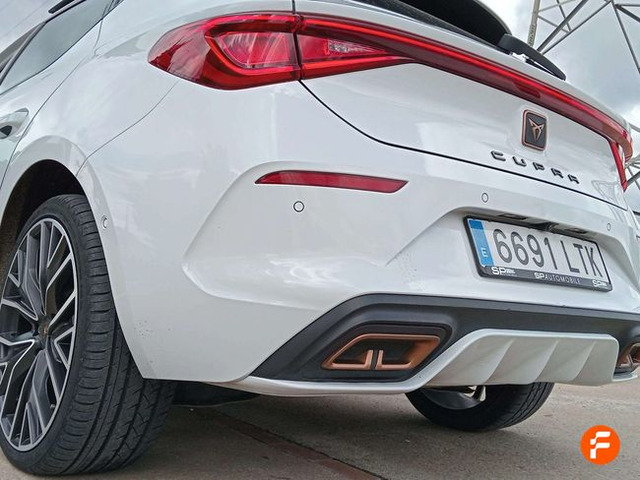 Foto 18 CUPRA León 1.4 e-Hybrid DSG 180 kW (245 CV)