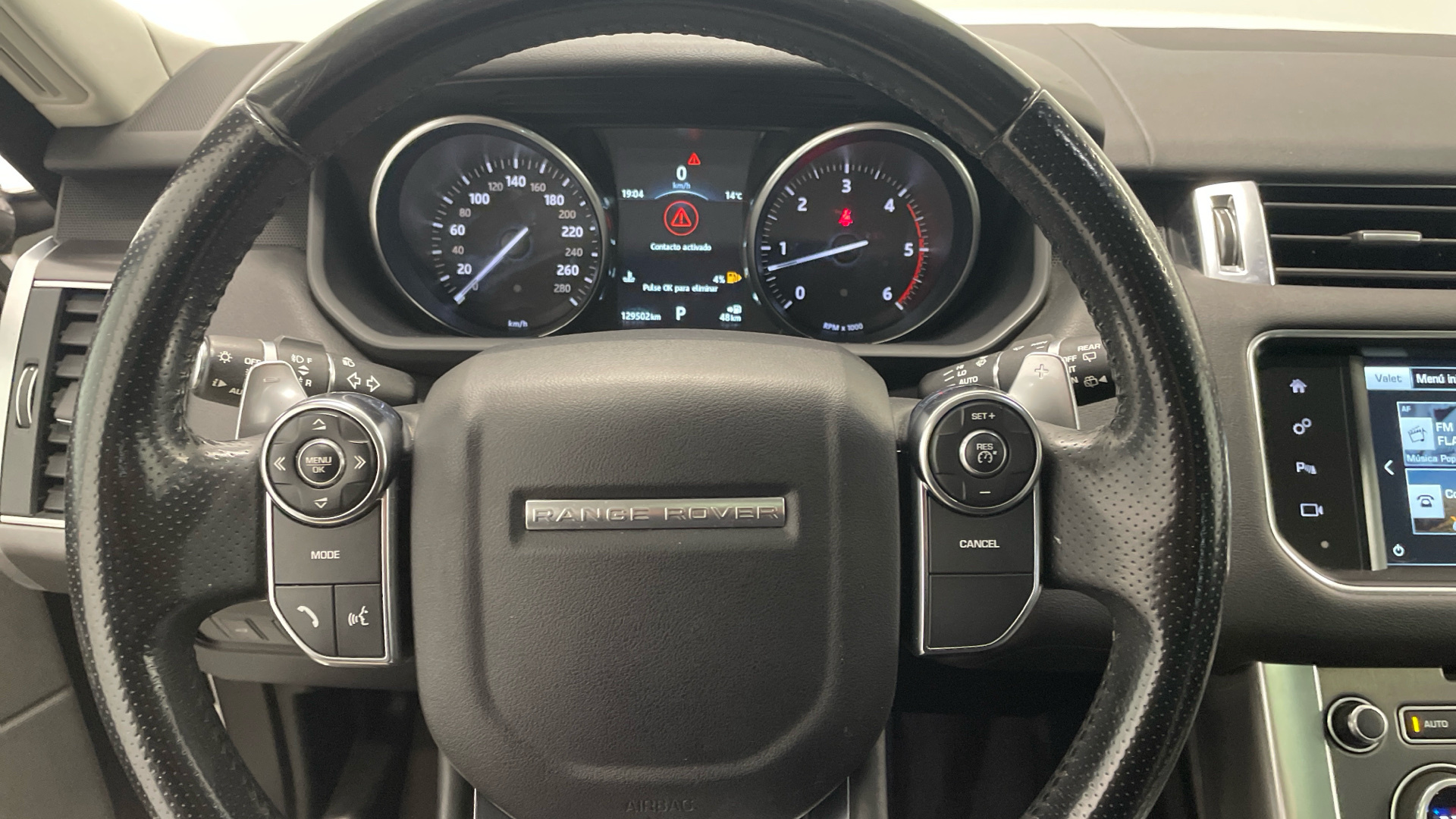 Land Rover Range Rover Sport 3.0 TDV6 - 26