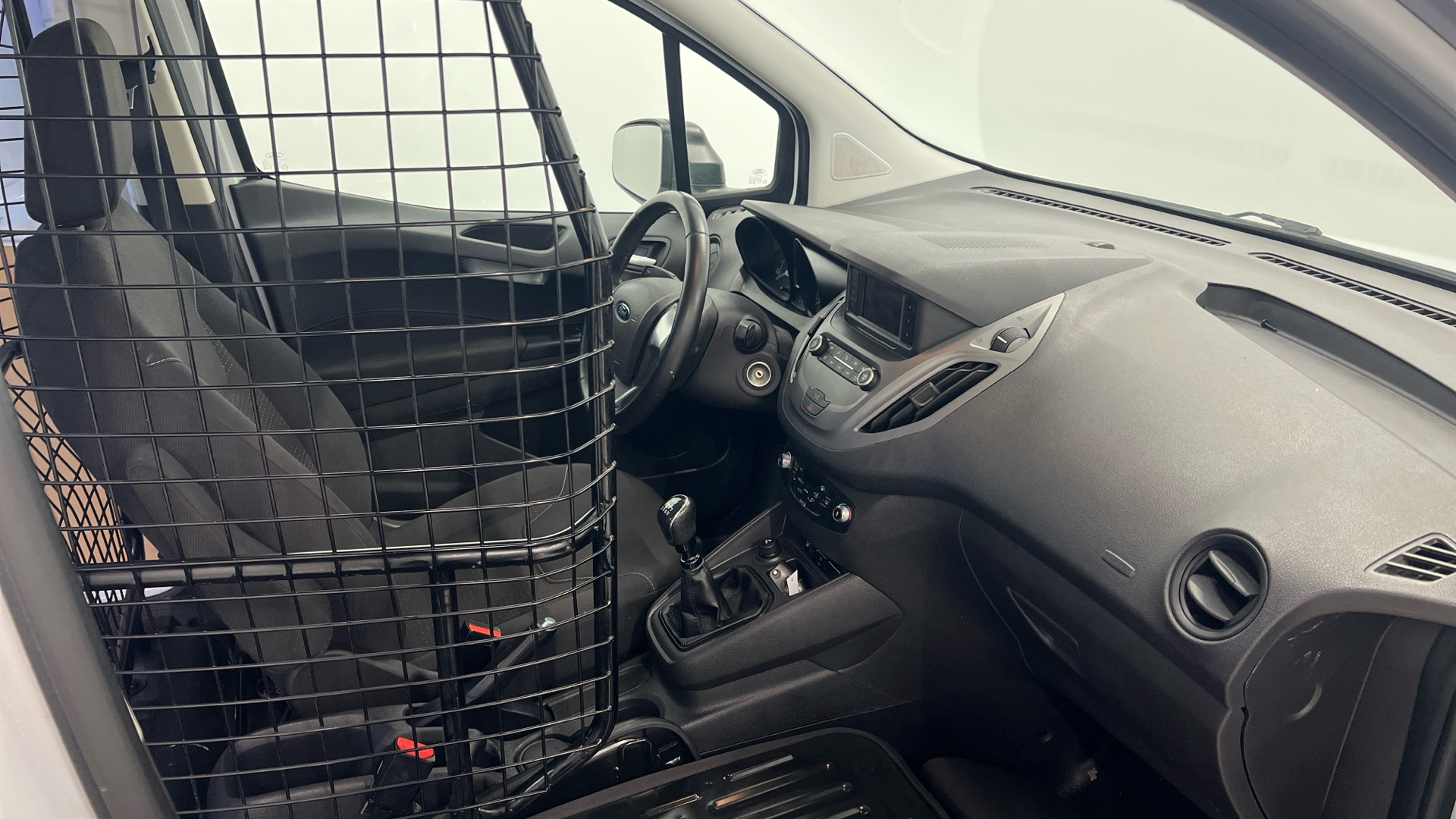 Ford Transit Courier Furgon 1.5 TDCI - 3