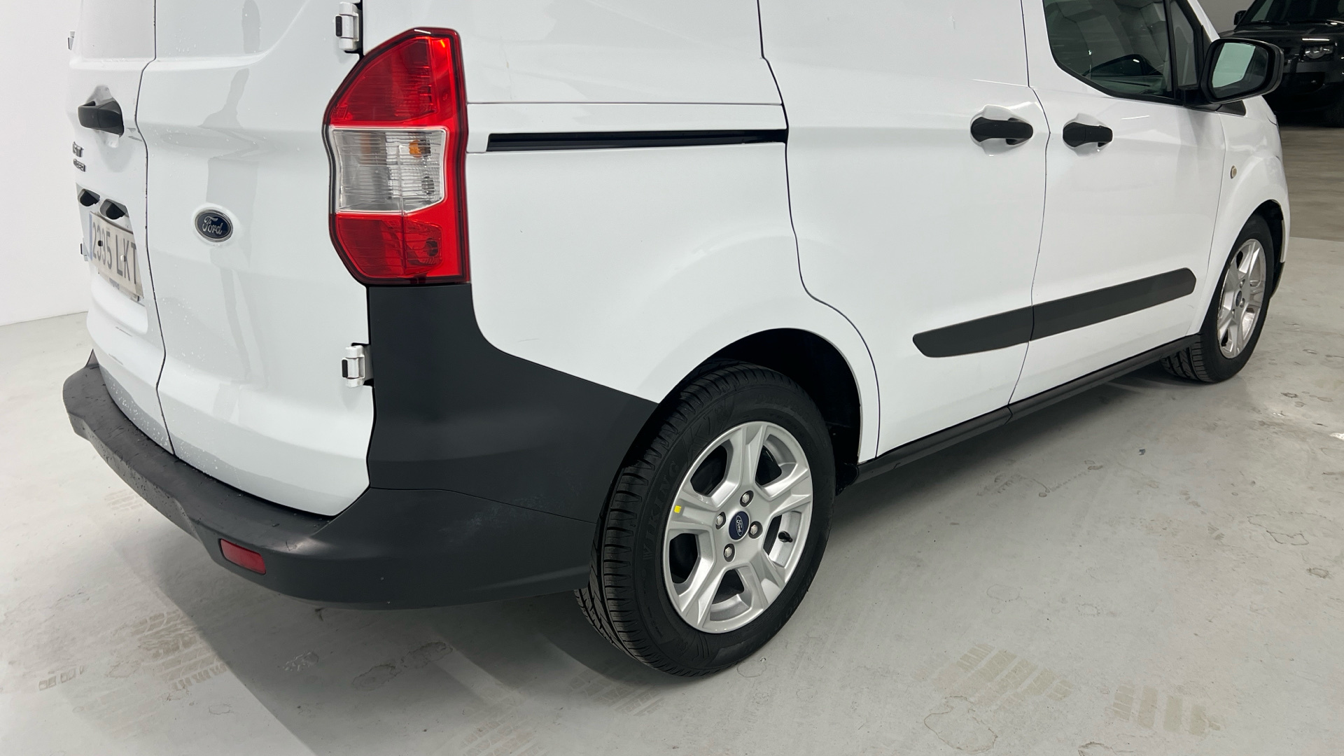 Ford Transit Courier Furgon 1.5 TDCI - 23