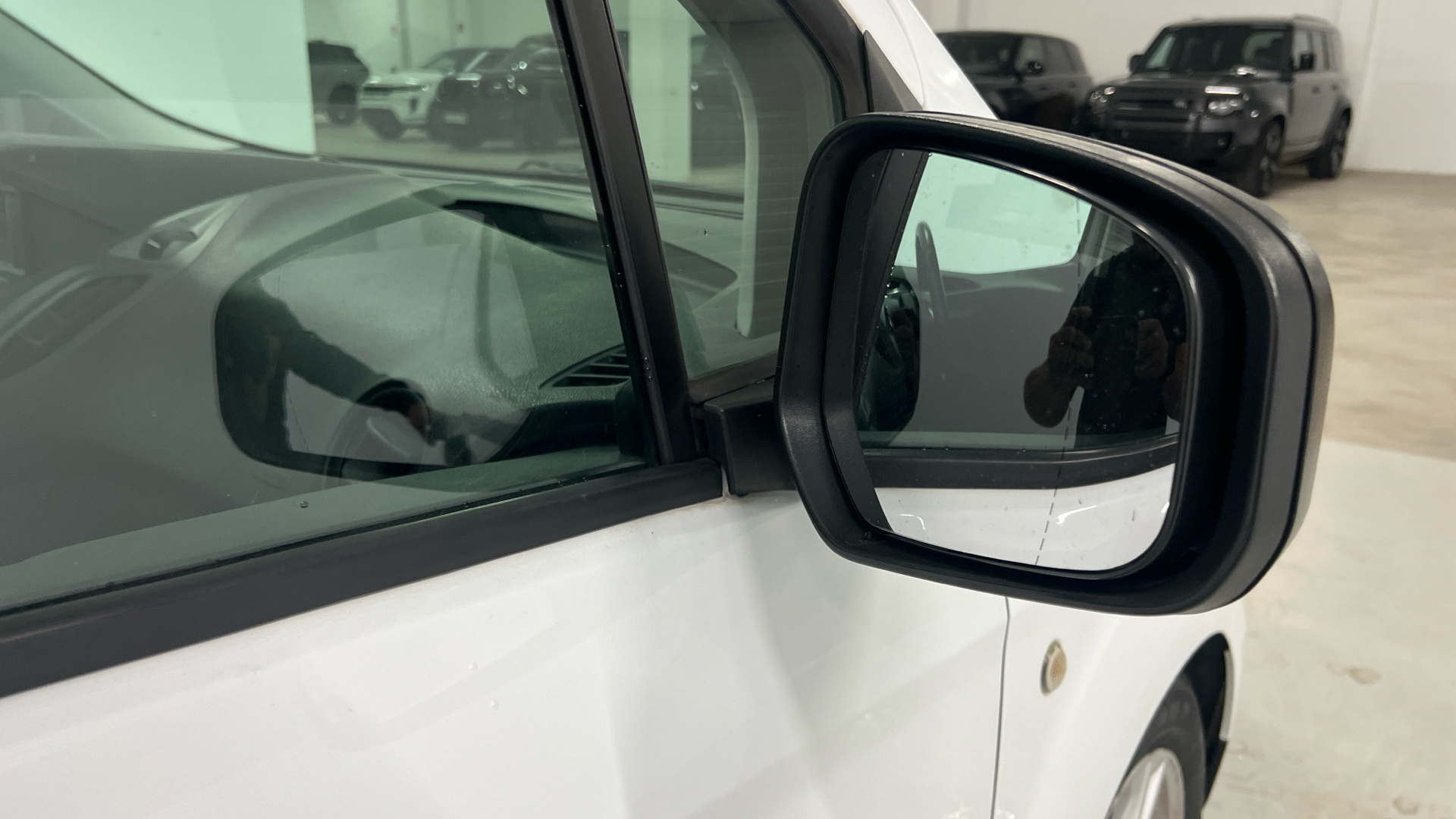 Ford Transit Courier Furgon 1.5 TDCI - 24