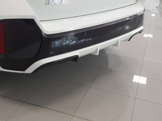 BMW iX1 eDrive20 color Blanco. Año 2025. 150KW(204CV). Eléctrico. En concesionario Automoviles Bertolin, S.L. de Valencia