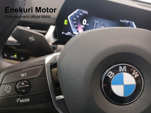 BMW X1 xDrive20d color Gris Plata. Año 2023. 120KW(163CV). Diésel. En concesionario Enekuri Motor de Vizcaya
