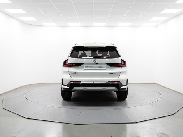 BMW X1 sDrive18d color Blanco. Año 2024. 110KW(150CV). Diésel. En concesionario Móvil Begar Alicante de Alicante