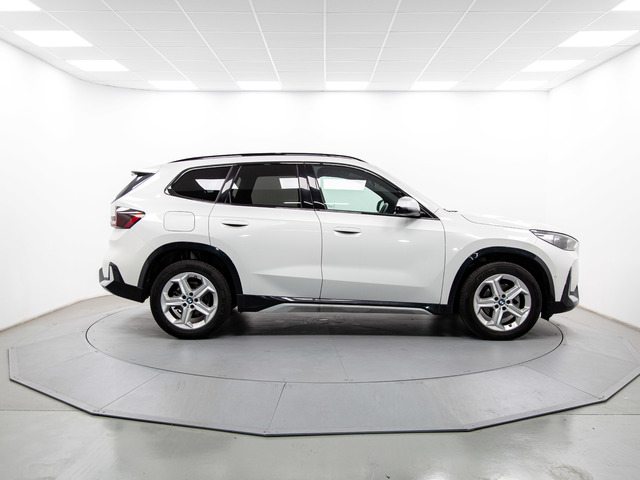 BMW X1 sDrive18d color Blanco. Año 2024. 110KW(150CV). Diésel. En concesionario Móvil Begar Alicante de Alicante