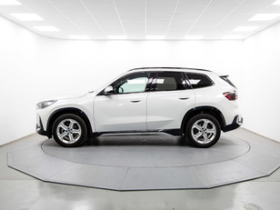 Fotos de BMW X1 sDrive18d color Blanco. Año 2024. 110KW(150CV). Diésel. En concesionario Móvil Begar Alicante de Alicante